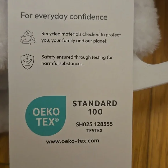 NWT--Baby's First Christmas White Blanket - Picture 4 of 4